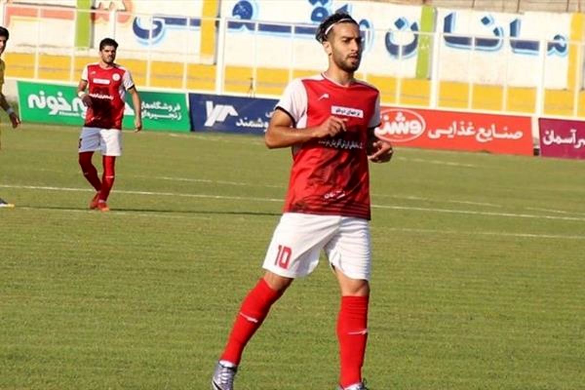 واکنش مهاجم جدید استقلال به انتقادات + عکس