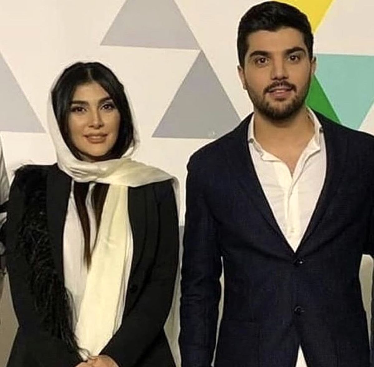 سینا مهراد و‌ خواهرش + عکس