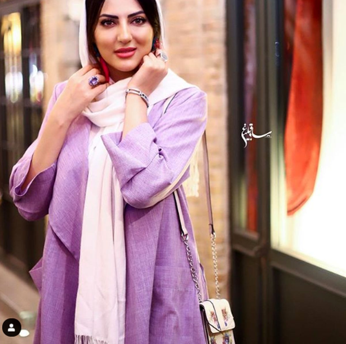 تیپ رنگی مهربانو "از یادها رفته"