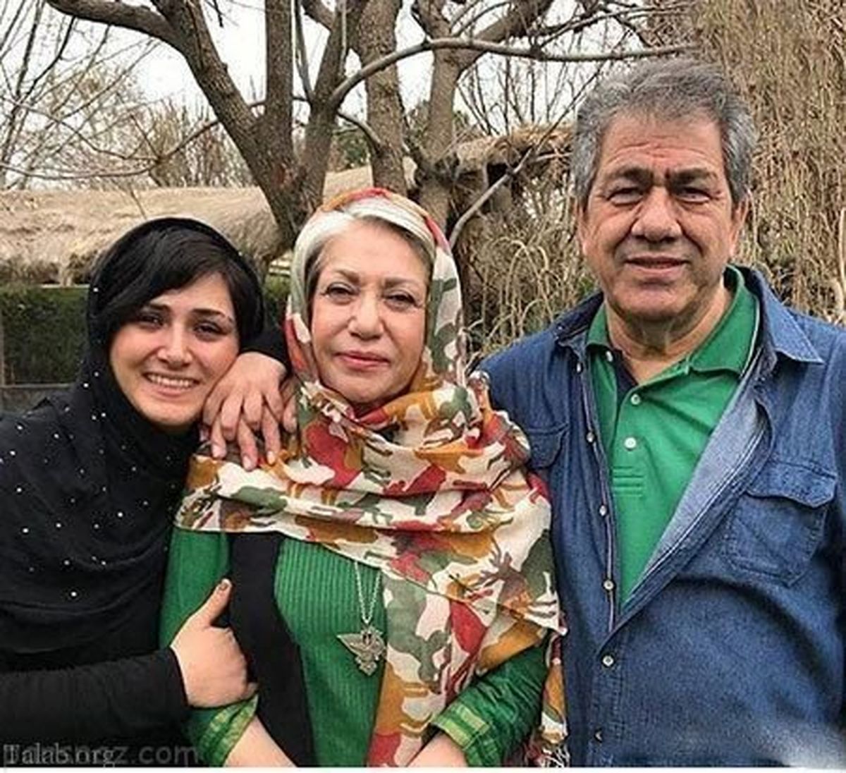 گردش باران کوثری با مادر و پدر معروفش+عکس