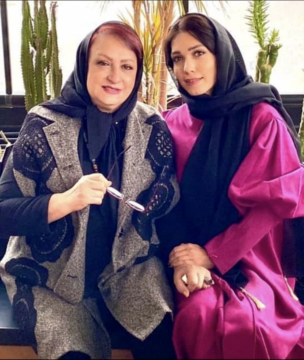 شهرزاد کمال زاده در کنار بازیگر خانه به دوش + عکس