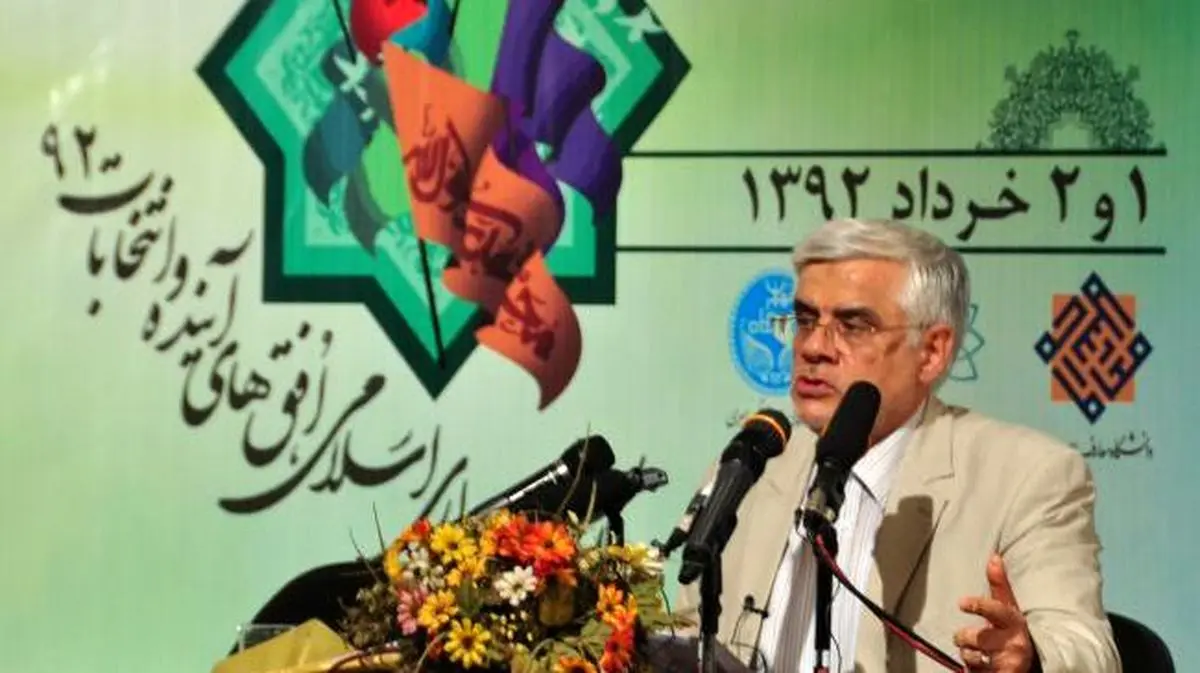 عارف: جلسهای با روحانی در مورد اجماع نداشتم