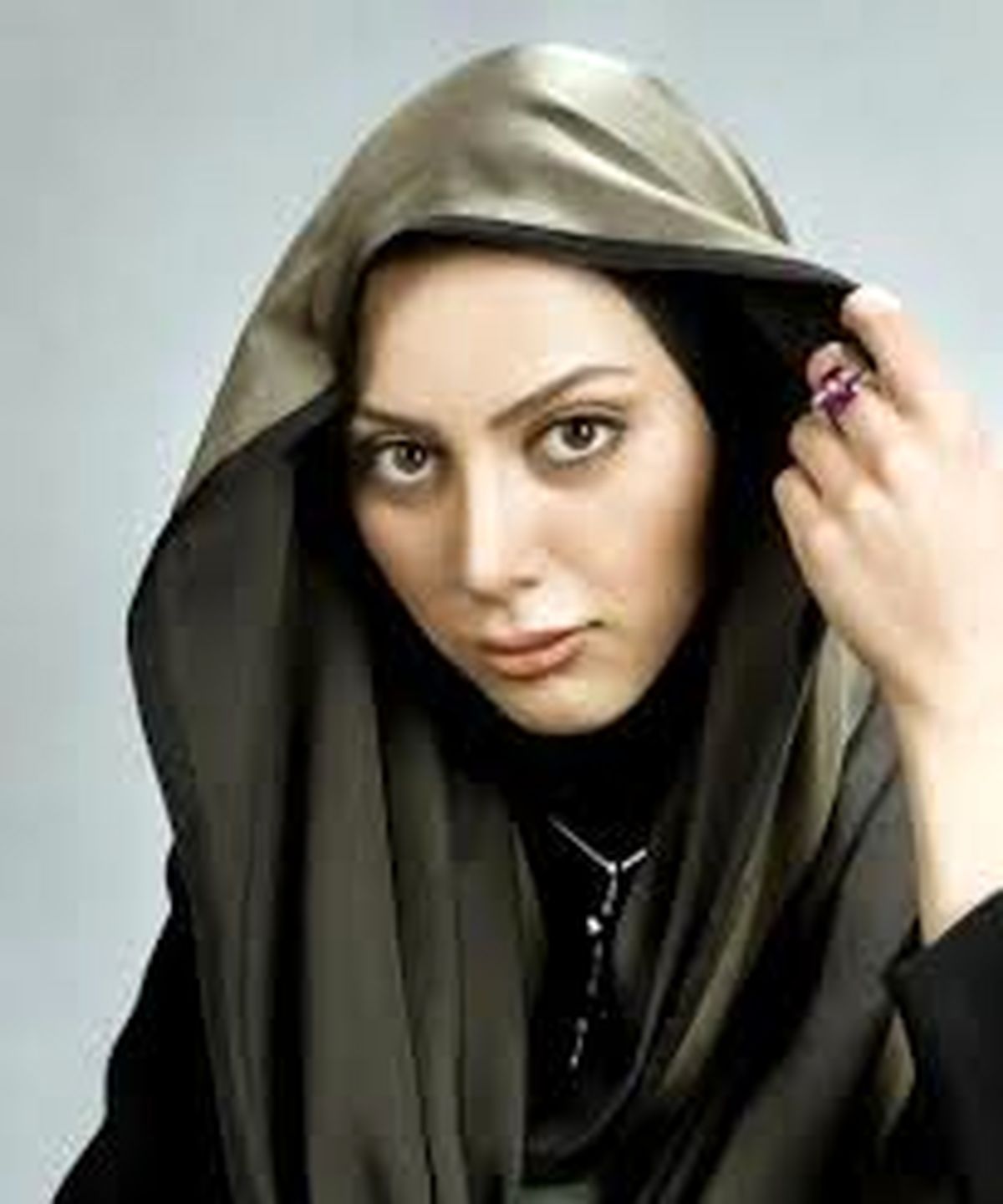 تیپ جدید مونا فرجاد /عکس