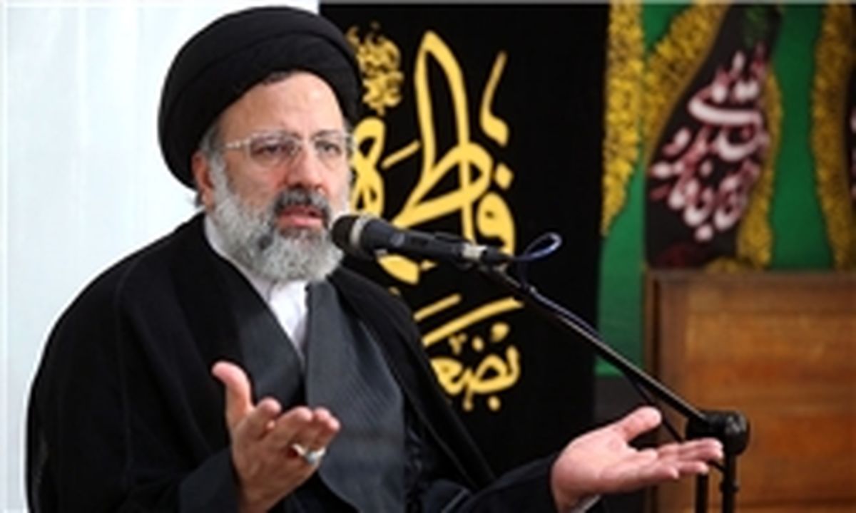 دشمن جنگ نرم را در پی شکست در مواجهه با انقلاب راه انداخت