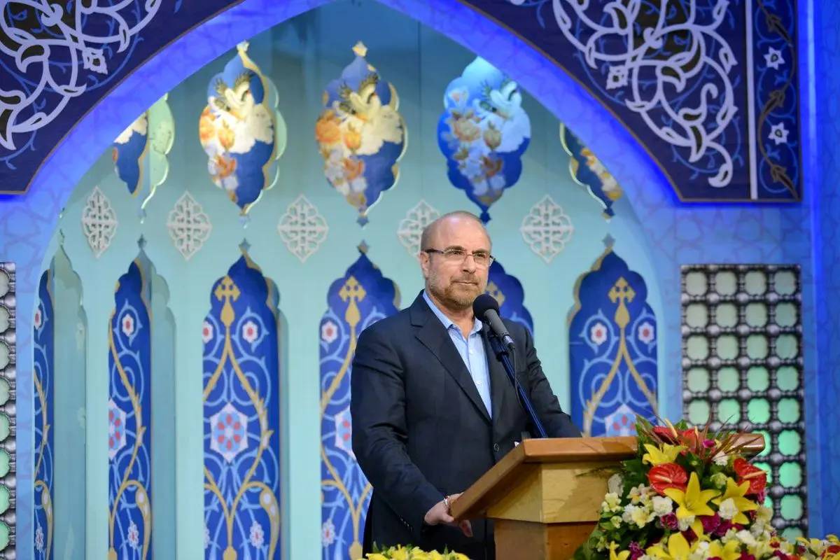در جمهوری اسلامی بجز به سیاست وحدت در بین جوامع اسلامی به چیز دیگری فکر نمی کنیم 