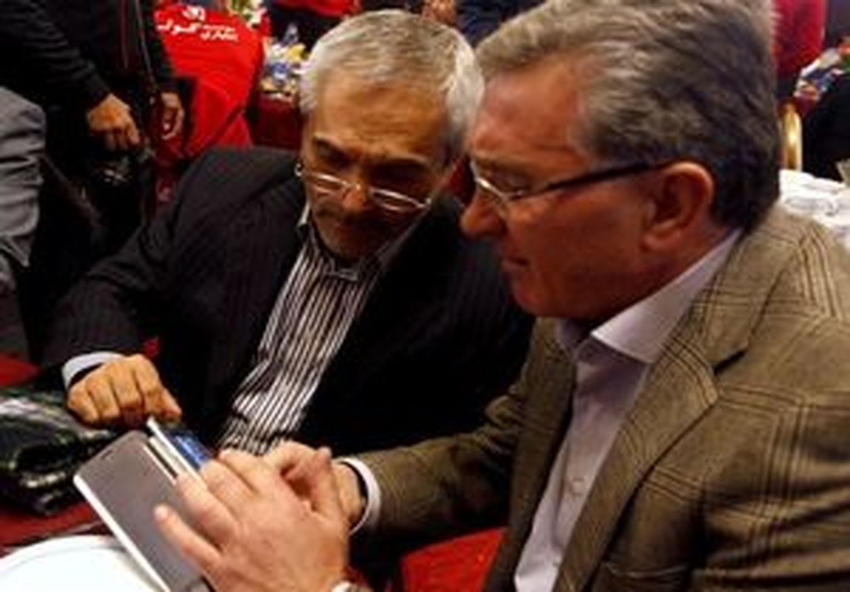جلسه مهم سرمربی پرسپولیس با مسئولان این باشگاه 