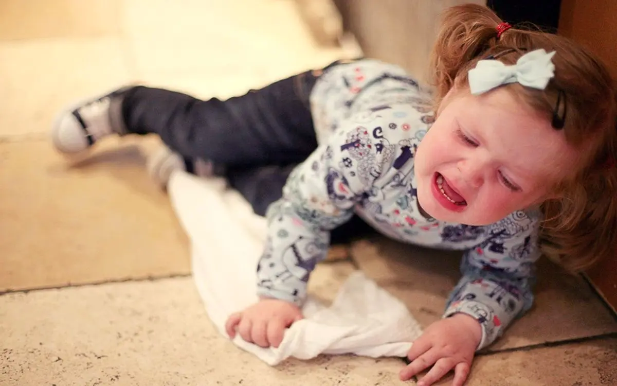 خطرات وارد آمدن ضربه به سر کودکان