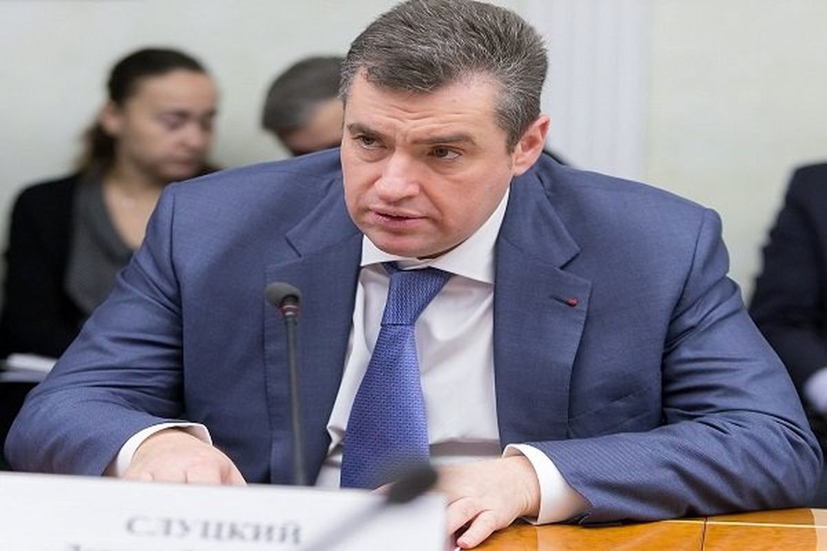 سناتور روس: آمریکایی ها باید در عمل خروج از سوریه را ثابت کنند