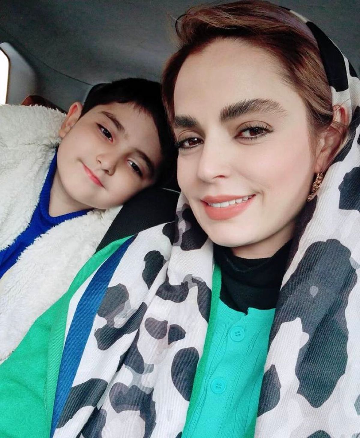 سلفی جدید و زیبای سپیده خداوردی به همراه پسرش