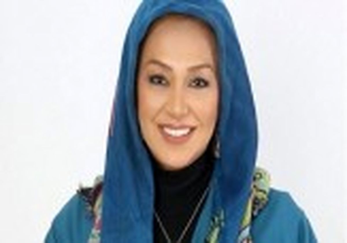 تصویری از نسرین مقانلو در کنار پسرش و رونالدو ایرانی