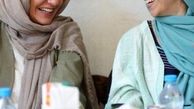 خوشحالی مهناز افشار و تینا پاکروان در یک رستوران محلی+عکس