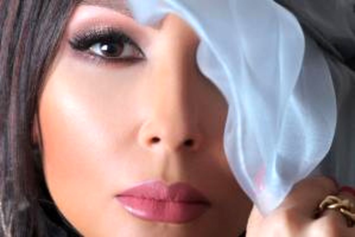 چهره پرستو صالحی بازیگر 41 ساله به عنوان مدل آرایشی