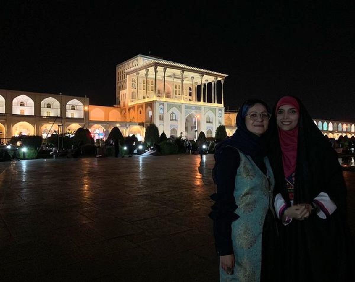 اصفهان گردی مژده لواسانی + عکس