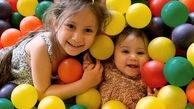 عکس دختران بانمک شاهرخ استخری در شهربازی