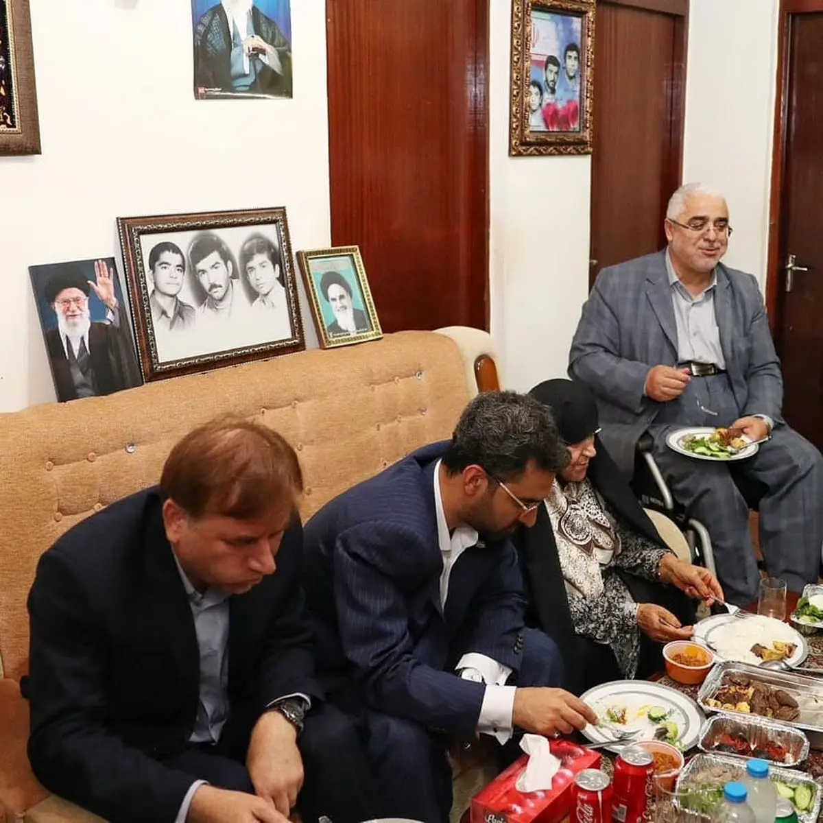 مهمانی آقای وزیر ارتباطات در رشت+عکس
