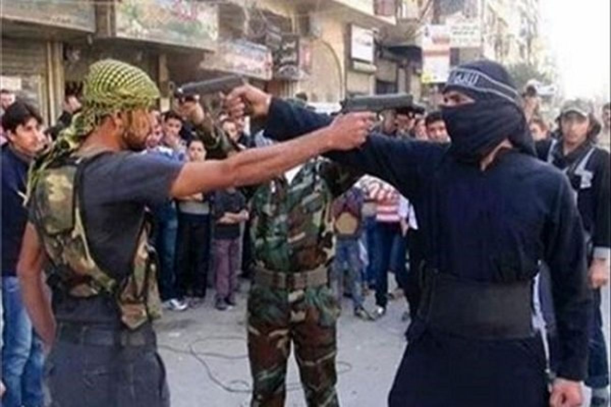تکفیریها به جان هم افتادند