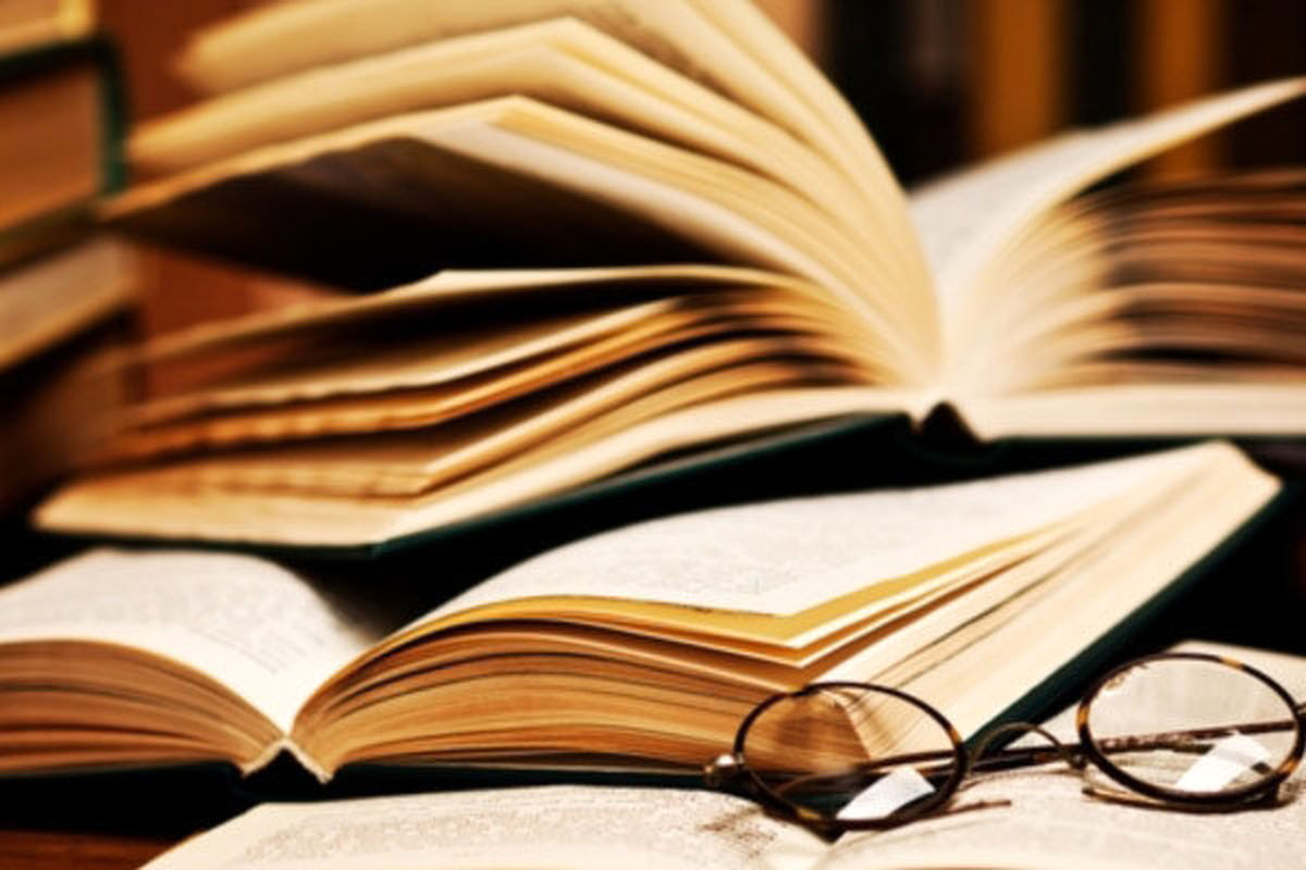 رادیو نمایش به مناسبت هفته کتاب «گیومه» باز می‌کند