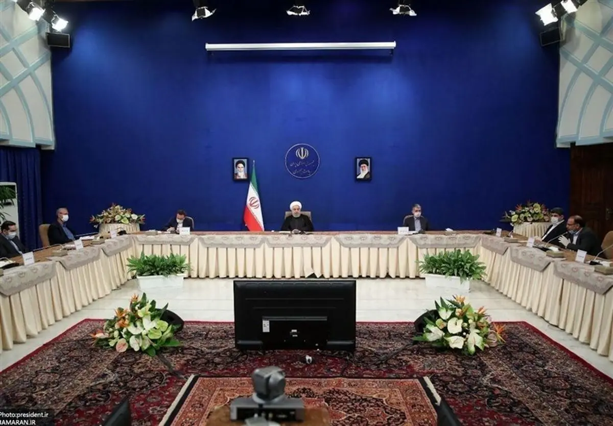 روحانی:‌ رسانه‌ها در آگاه کردن مردم و اطلاع رسانی درست، بار سنگینی بر دوش دارند
