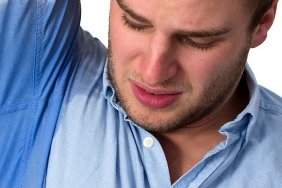 علت عرق کردن بیش از حد افراد چیست؟