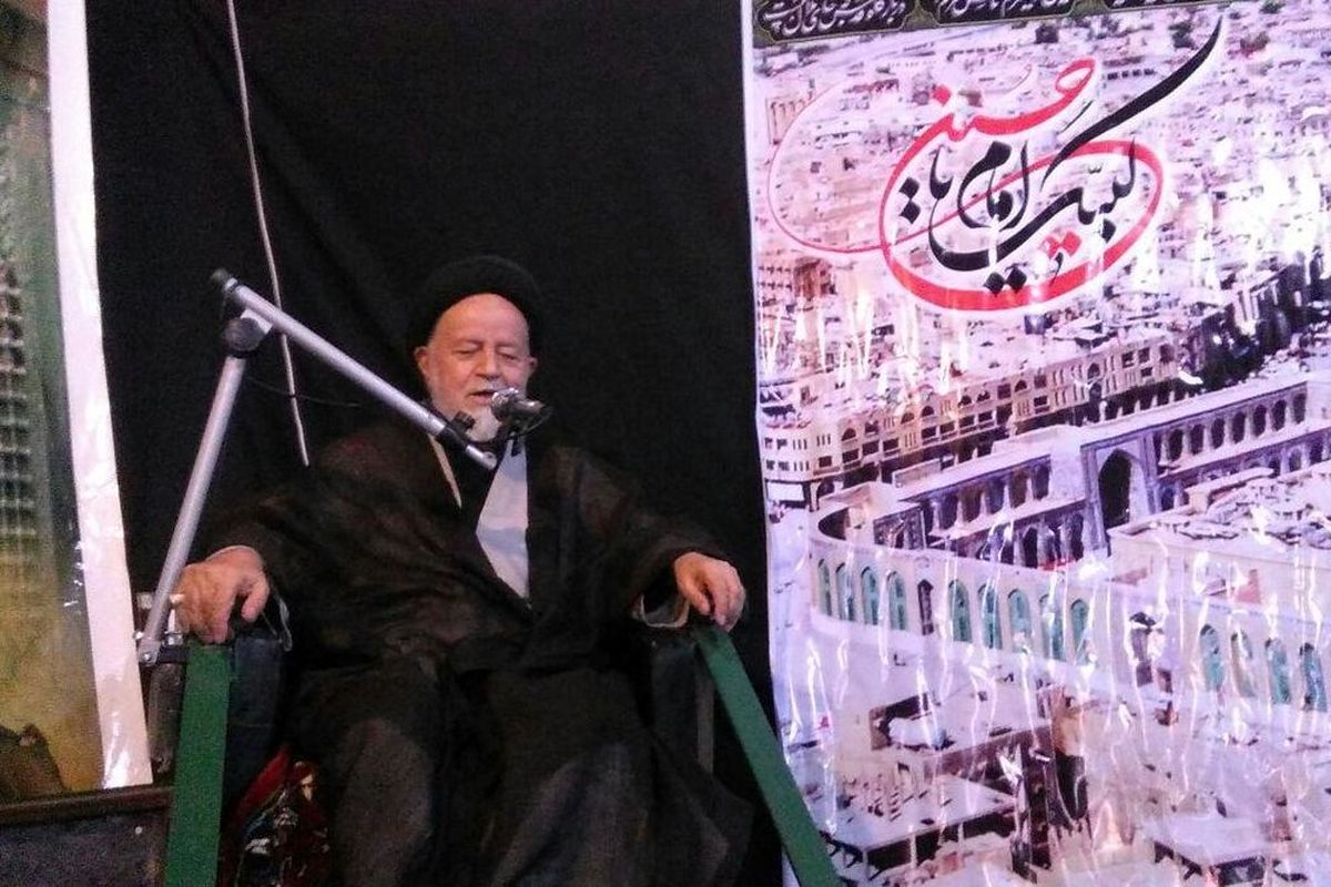 جوانان سبک زندگی حسینی را بیاموزند
