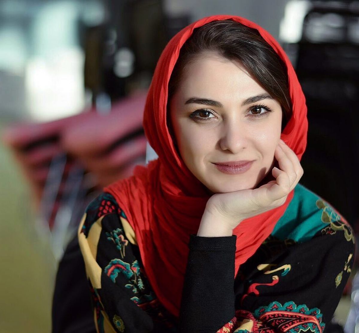 عکس مهربان مجری شبکه نسیم