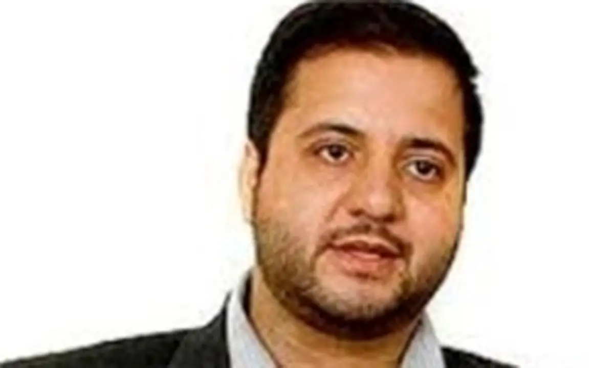 برخی جریانات سیاسی به دنبال سوءاستفاده از هنرمندان و ورزشکاران هستند