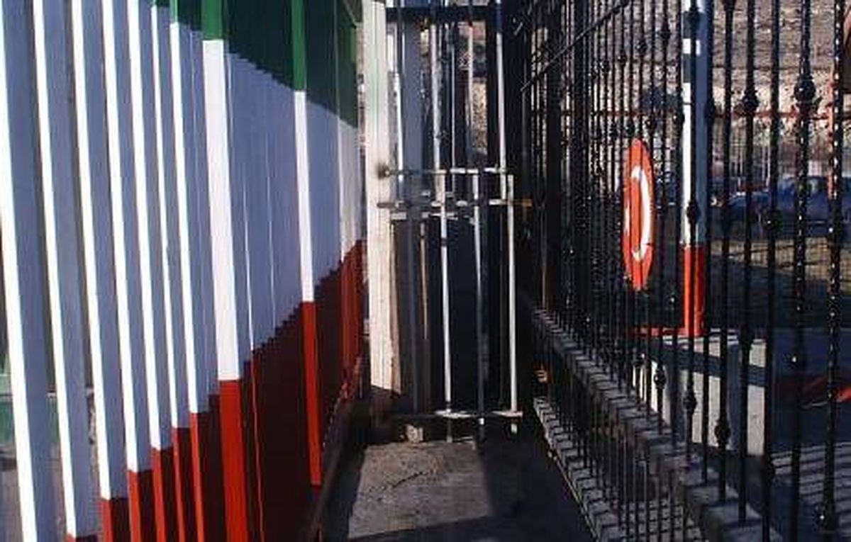 اقدام نگران كننده دولت آذربايجان در مورد بيماران اين كشور/ فشار صهيونيستي براي ناتوان نشان دادن پزشكان ايراني