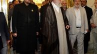 تصاویری دیده نشده از حضور آیت الله خامنه ای در حرم امام رضا (ع)