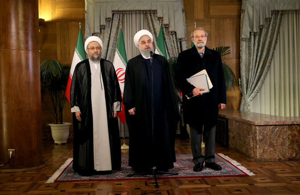 نشست خبری جوانان دانشگاهی امضا کننده بیانیه خطاب به سران قوا