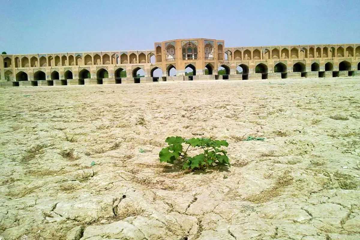 اتفاقی که برای زاینده‌رود افتاده برای سالها قبل است 