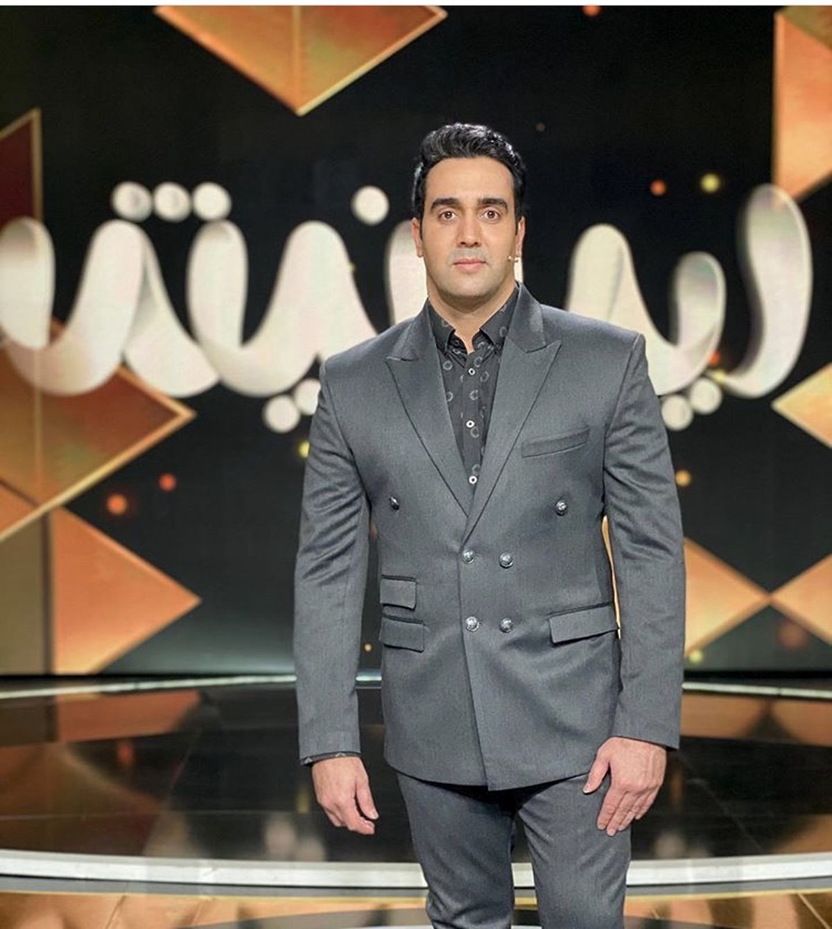 مجری گری پوریا پورسرخ در ایرانیش + عکس