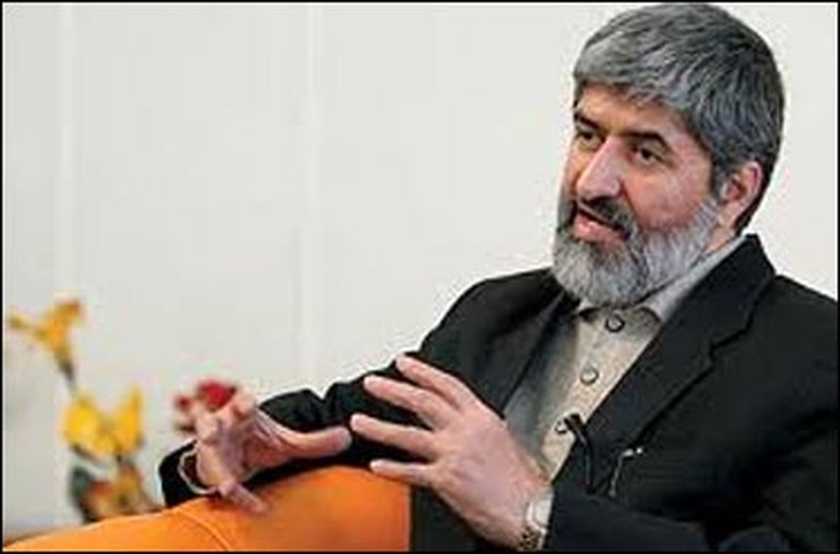 ناتوانی درعذرخواهی از مردم عیب بزرگ احمدی نژاد است
