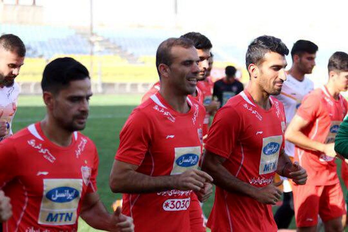 بازیکنان پرسپولیس اعتصاب کردند