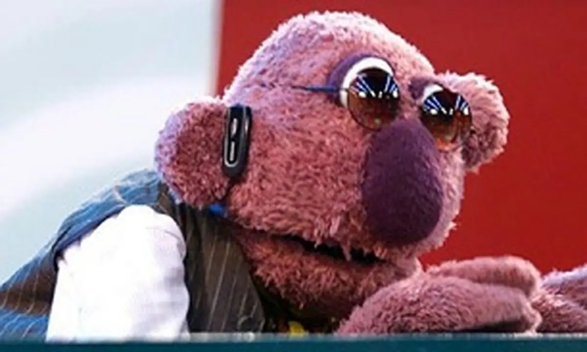 جمع آوری 100 میلیون تومان با کمک «جناب خان»