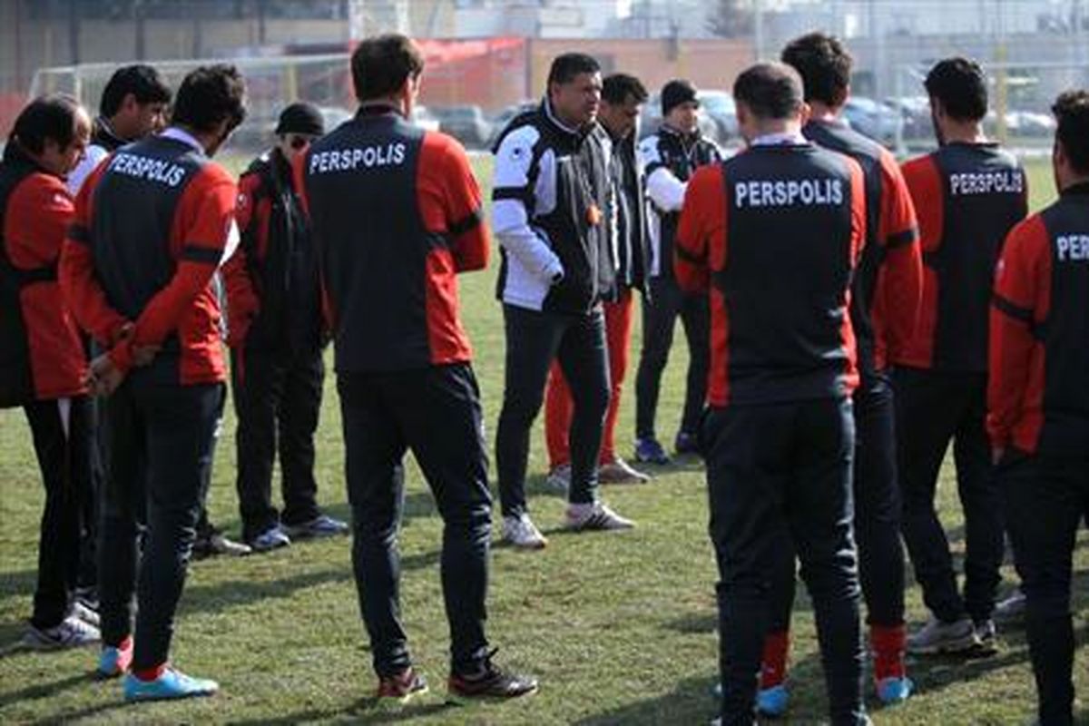 بازیکنان پرسپولیس شورش کردند!