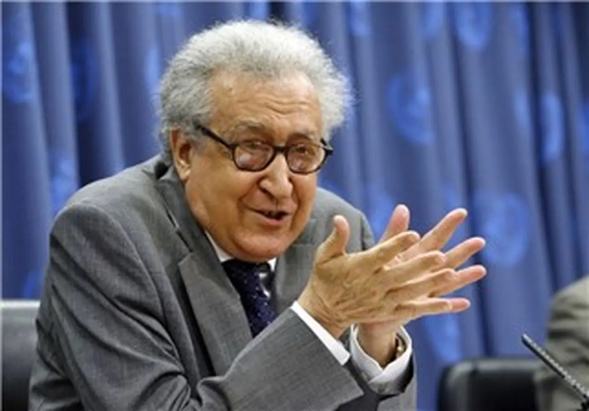 اخضر ابراهیمی: تسلیح معارضان سوری راه‌حل نیست