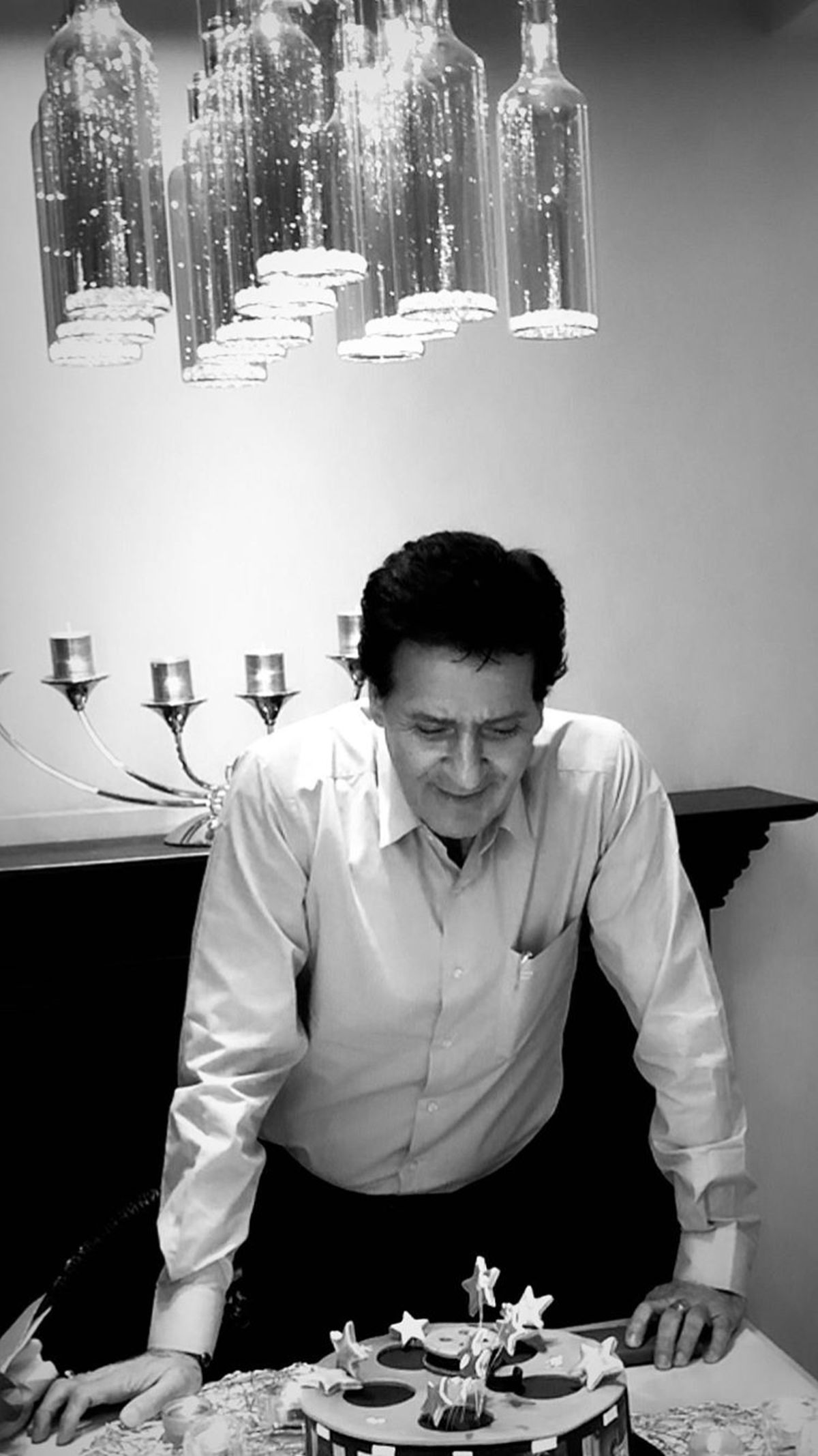 ابوالفضل پورعرب در خانه اش + عکس