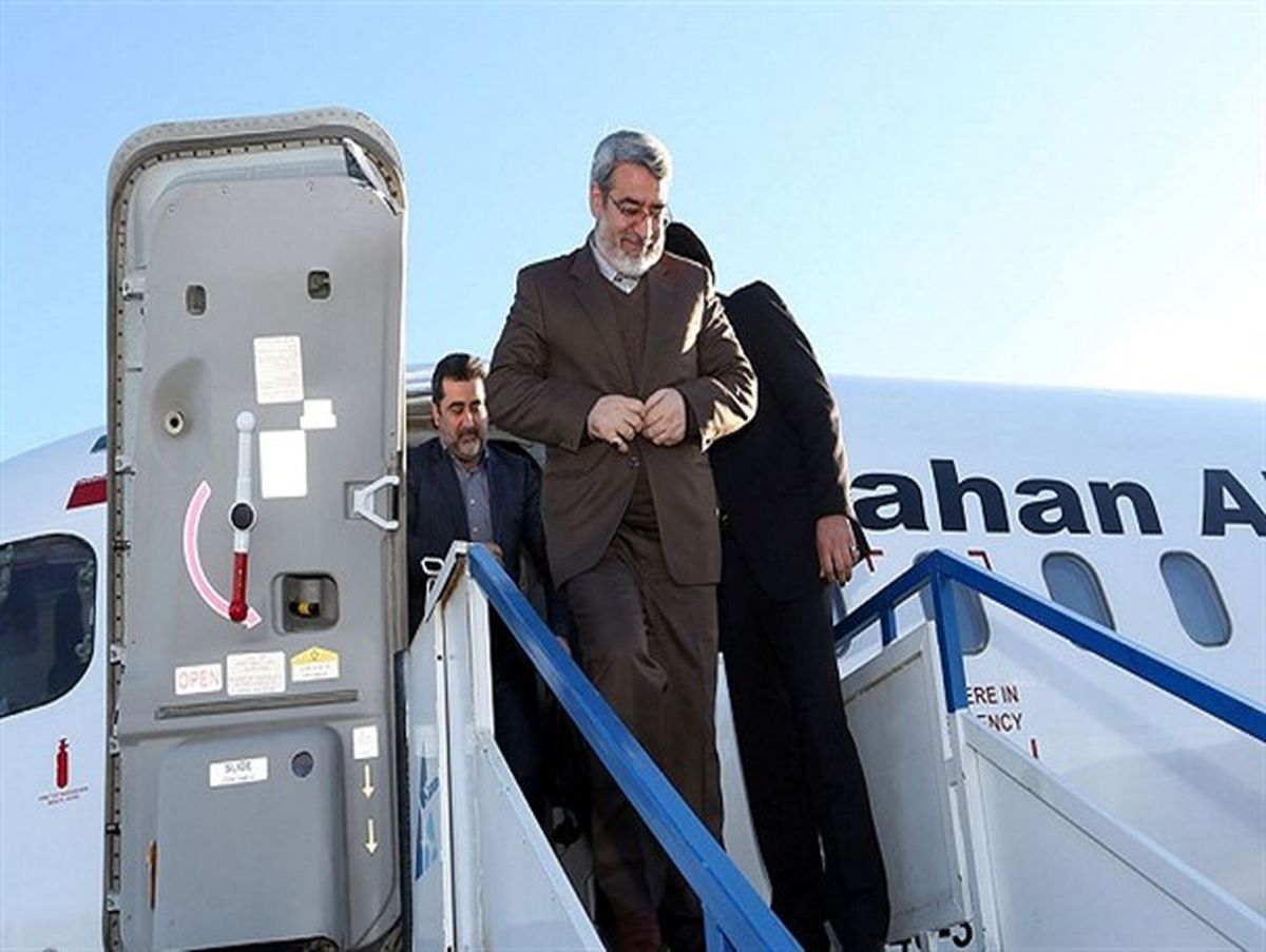 وزیر کشور وارد اردبیل شد