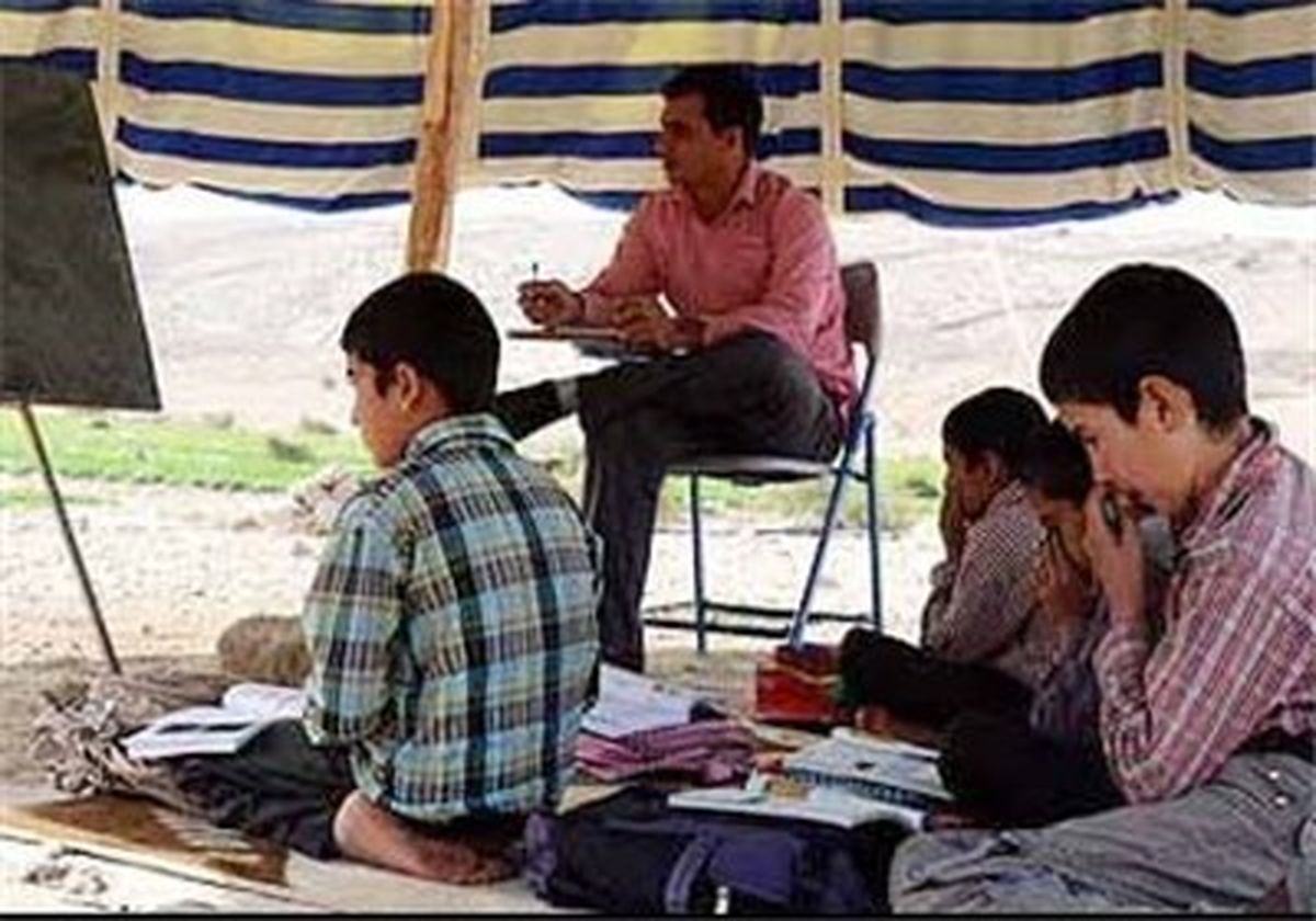 دلایل ترک تحصیل دانش‌آموزان عشایر