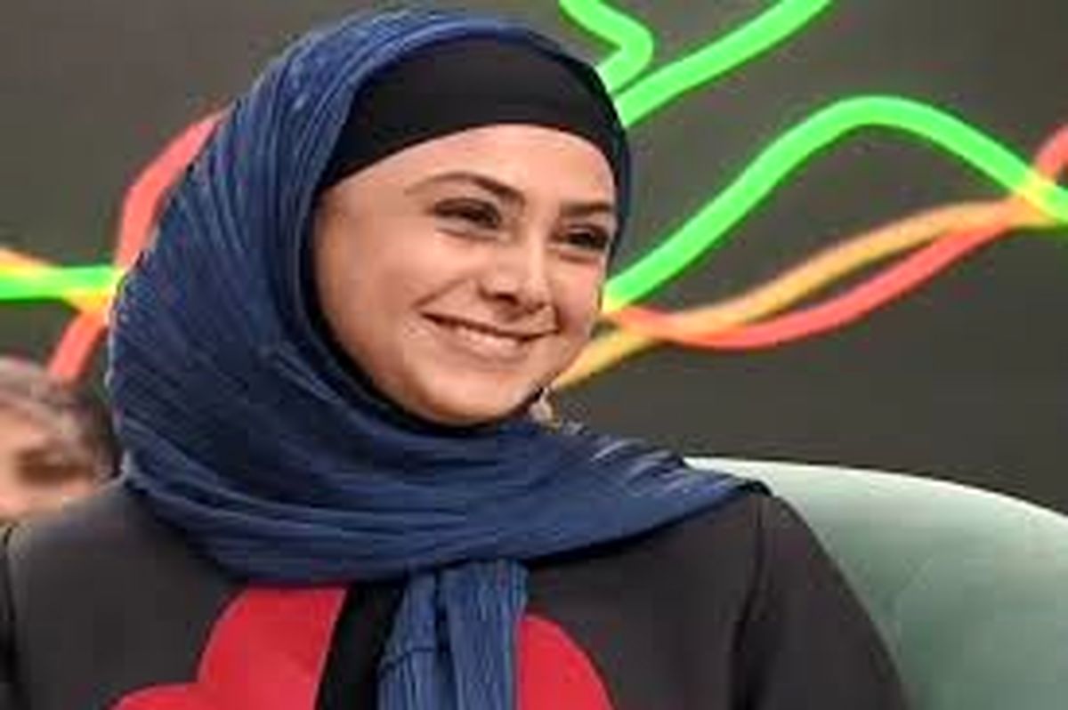 عکس سیاه و سفیدطور «آزاده صمدی»