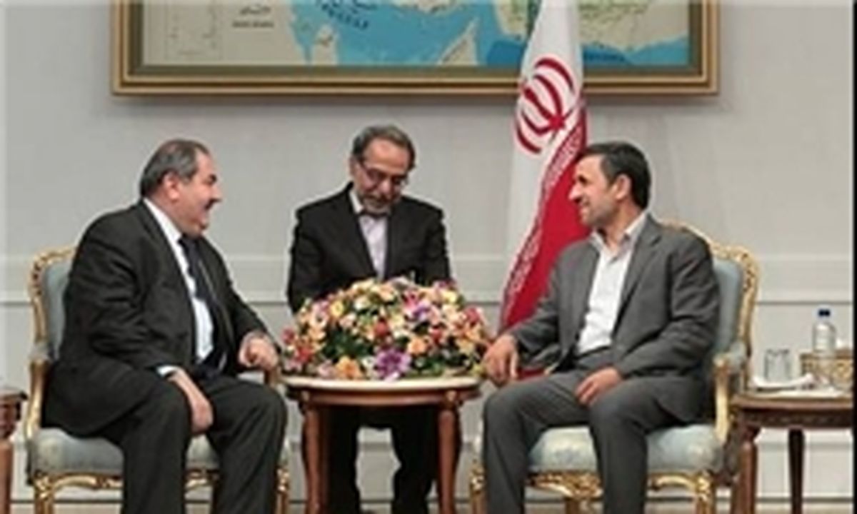 احمدی نژاد: روابط ایران و عراق برادرانه است