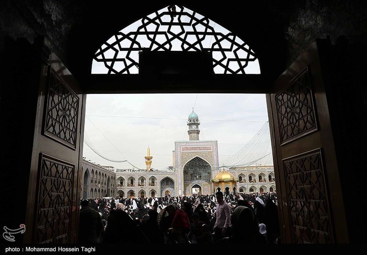 تیم ملی فوتسال ایران پیش از مسابقات آسیایی به حرم امام رضا(ع) مشرف می‌شوند