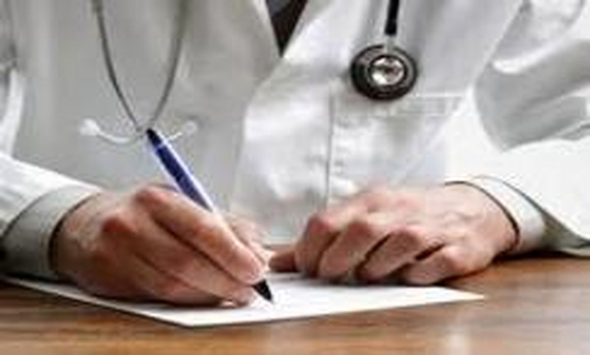 وضعیت معیشتی تعداد زیادی از جامعه پزشکی کشور اسف بار است