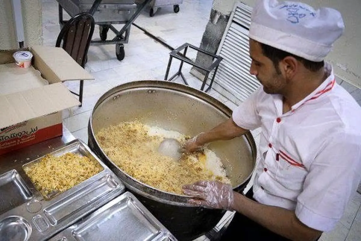 وجود «کافور» در غذای دانشجویان حقیقت دارد؟