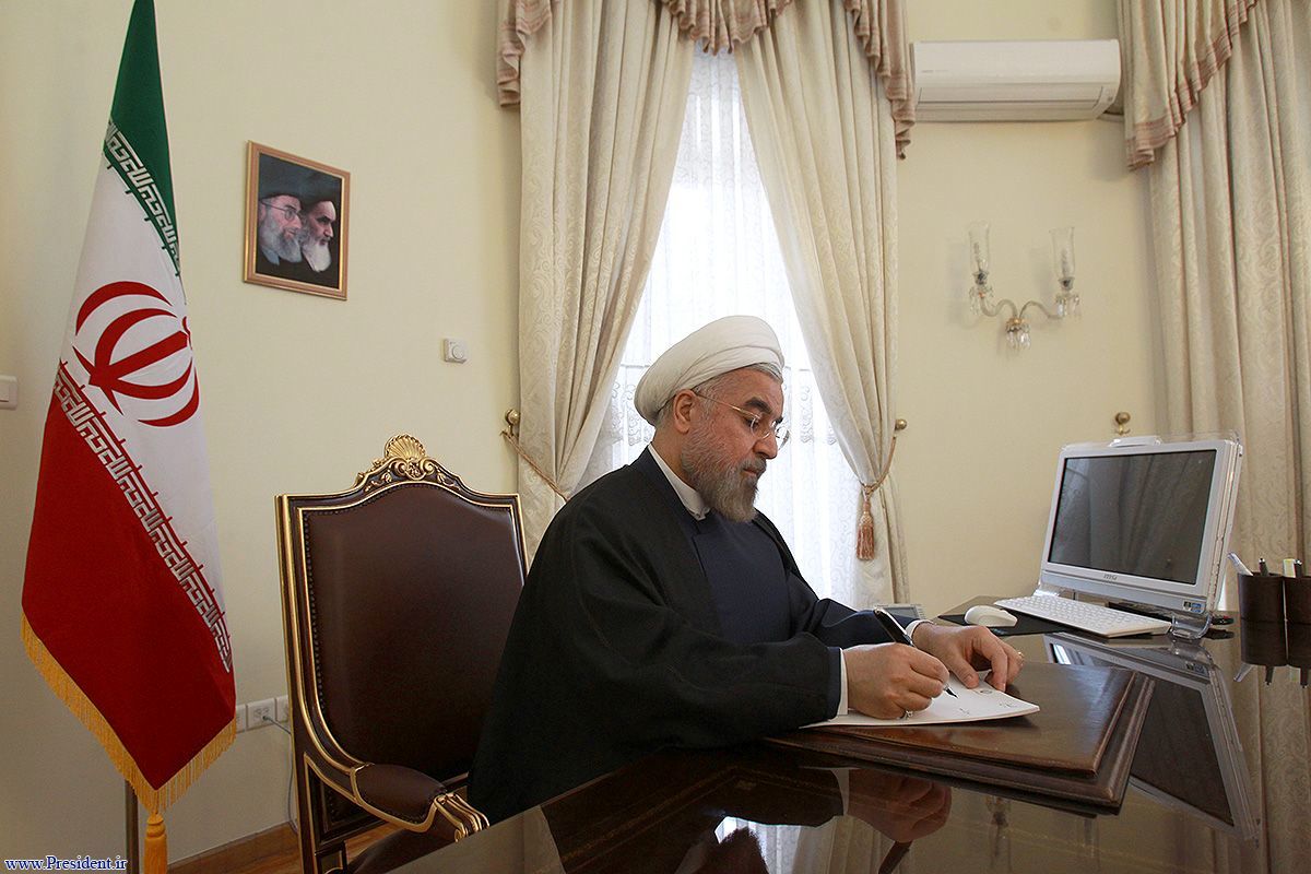 زبان فارسی پاره‌ای از وجود و پیوست تاریخی ایران و بخشی از فرهنگ و تمدن جهان اسلام است