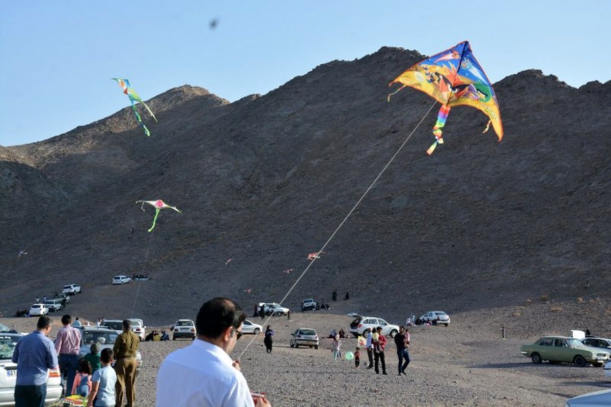 جشنواره بادبادک‌ها در یزد برگزار شد