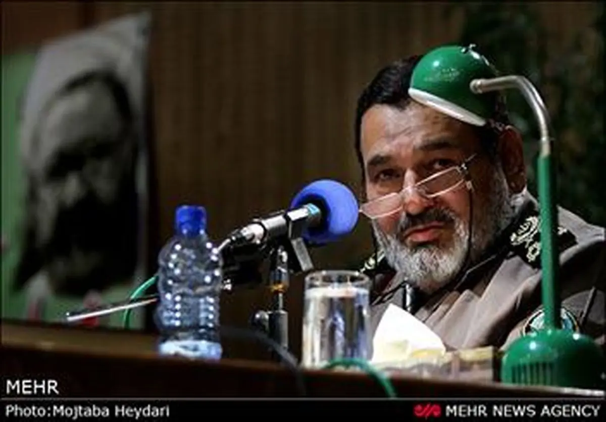 تبریک سرلشگر فیروزآبادی به سردار پاکپور