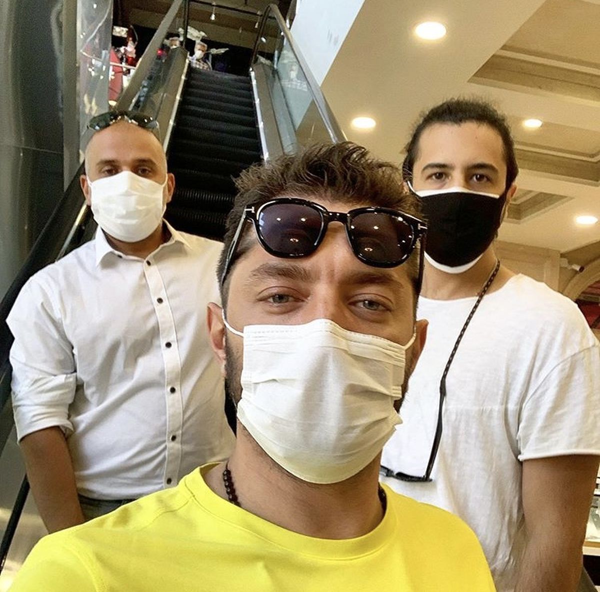 بهرام رادان در یک ‌پاساژ + عکس