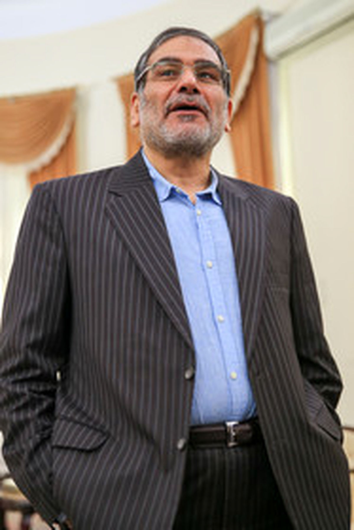 دفاع تمام قد شمخانی از دیپلماسی دولت