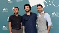 سعید روستایی در کنار زوج هنری مشهور در یک مراسم + عکس